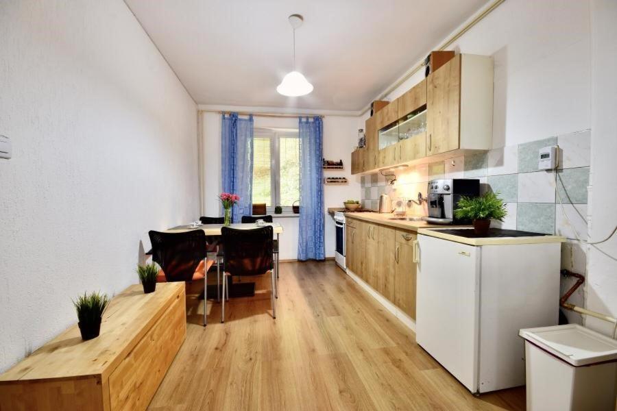 Апартаменты Apartman Jachymov - Klinovec Экстерьер фото
